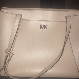 Mk purse lightly used